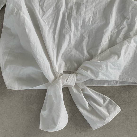 JOA CRISP WHITE SHIRT WITH TIE - Picture 3 of 7